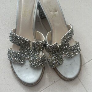 Extremely comfortable “H” style shoes.